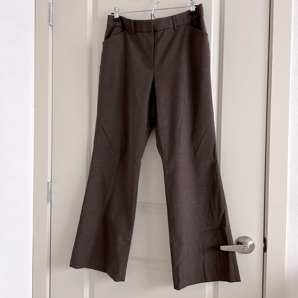 ❌SOLD❌ Sara Fit pants size 10 ( wore once )